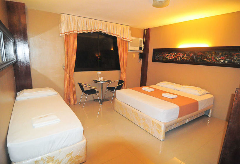 فندق Royal Coast Tourist Inn And Restaurant