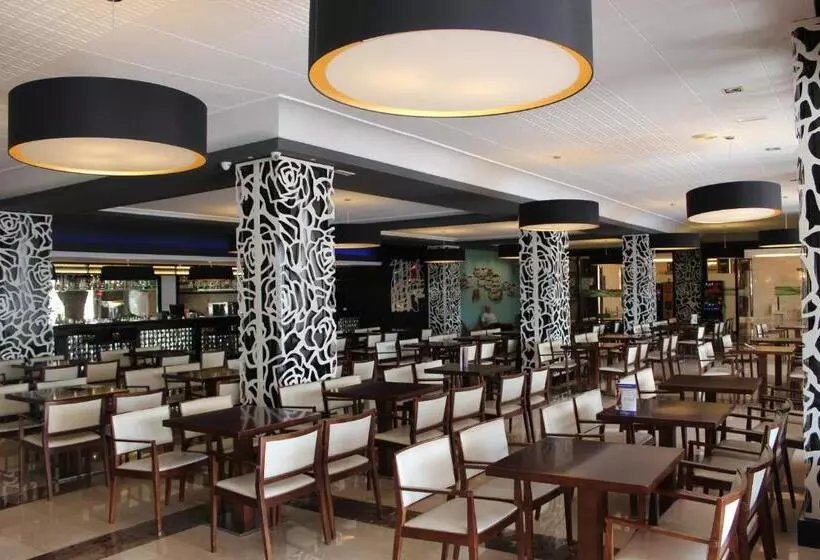 Hotel Evenia Olympic Resort