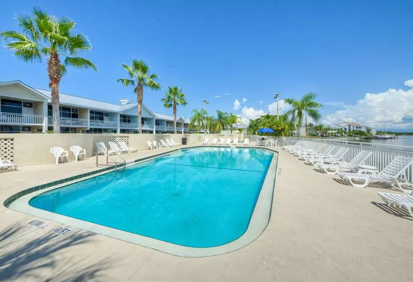 호텔 Harborside Suites At Little Harbor