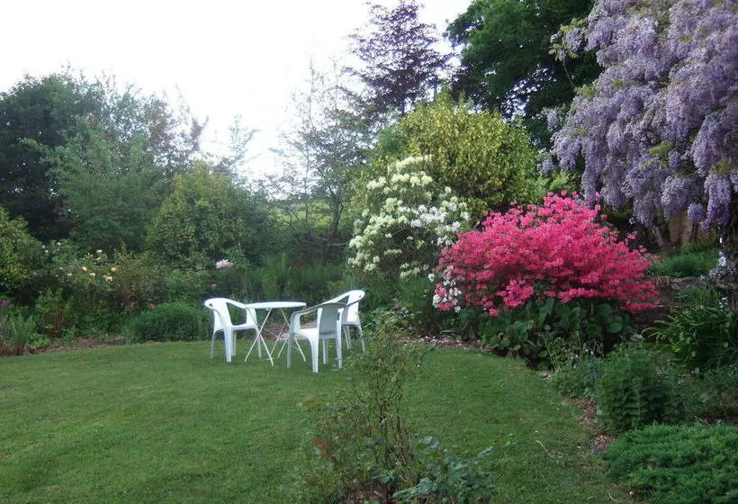 Отель Howden House Bed And Breakfast