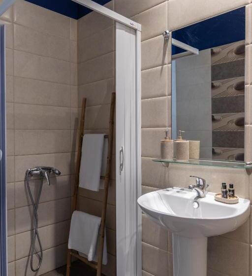 فندق Kontes Comfort