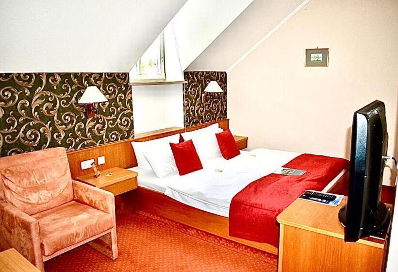 Hotel Landschloss Ernestgrün