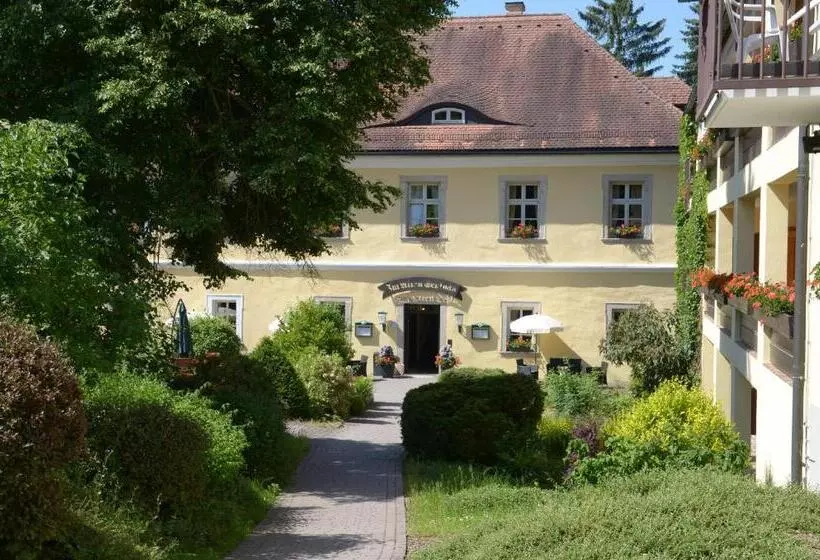 ホテル Landschloss Ernestgrün