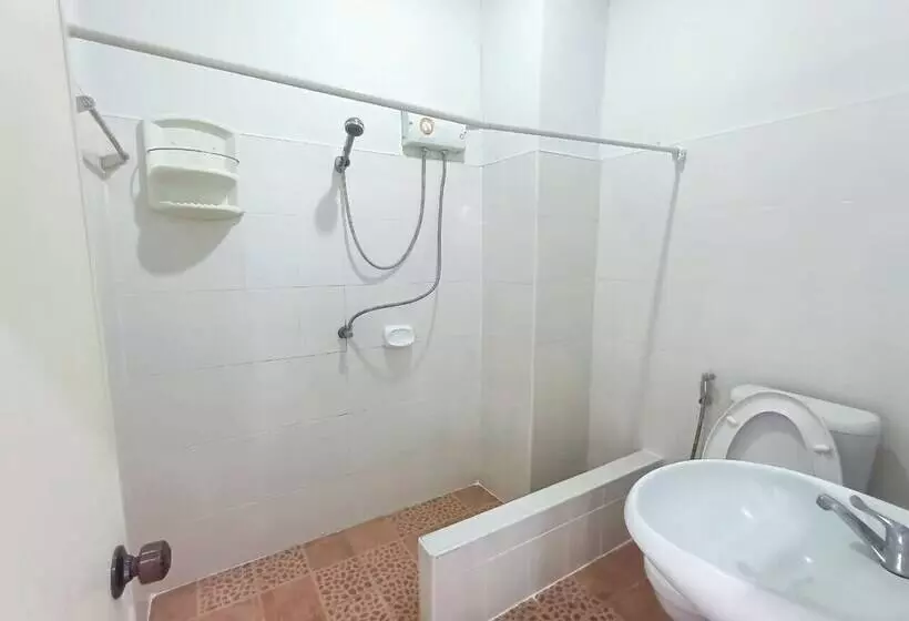 فندق Piyaporn Hill Paradise