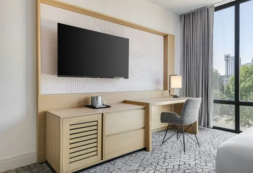 Hotelli Sheraton Charlotte