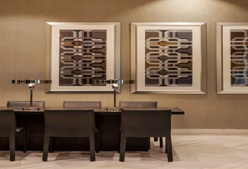 Hotelli Sheraton Charlotte