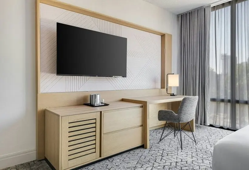 Hotelli Sheraton Charlotte