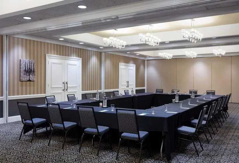 Hotelli Sheraton Charlotte