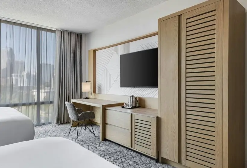 Hotelli Sheraton Charlotte