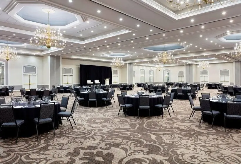 Hotelli Sheraton Charlotte