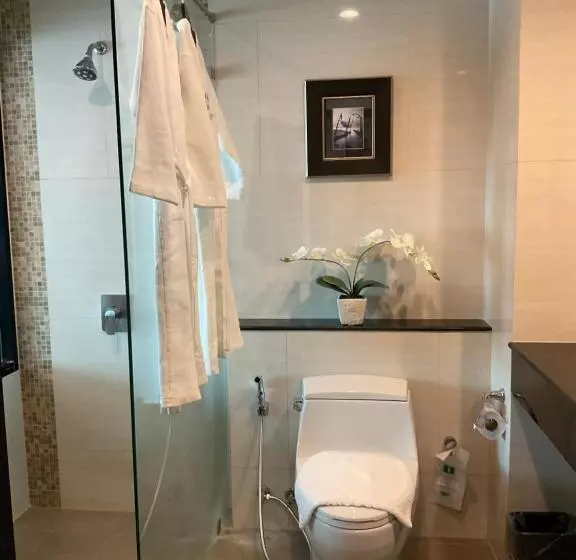 Sn Plus Hotel   Sha Plus