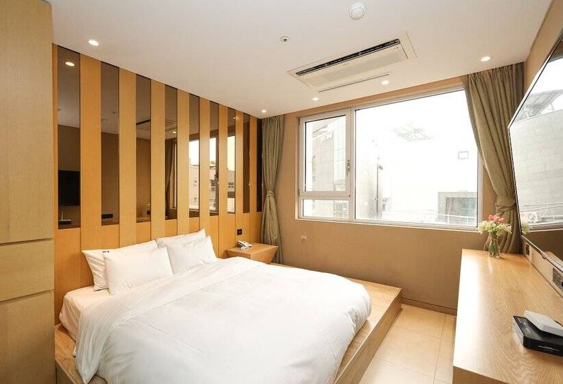 Hotel The Designers Hongdae