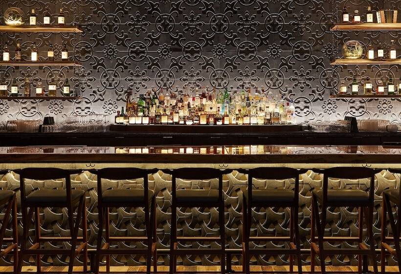 The Godfrey Hotel Boston