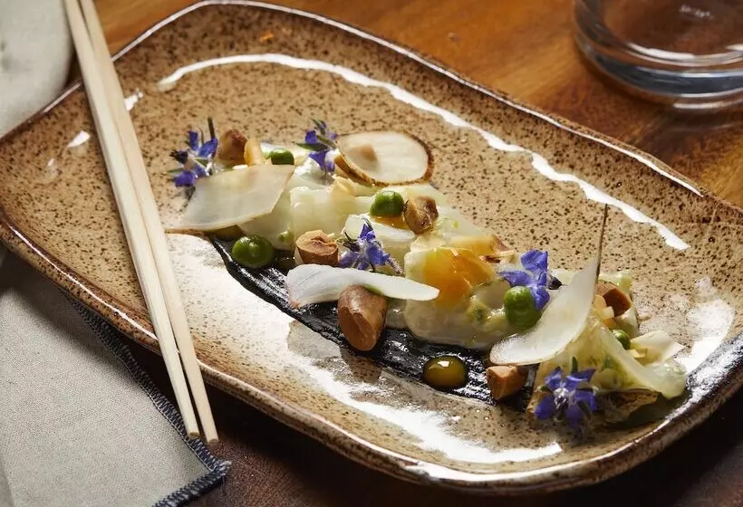 The Godfrey Hotel Boston