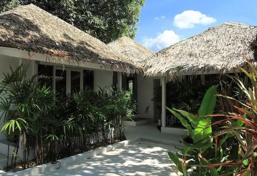 בית מלון כפרי The White Cottage