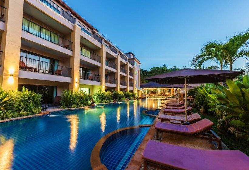 בית מלון כפרי The Windmill Phuket