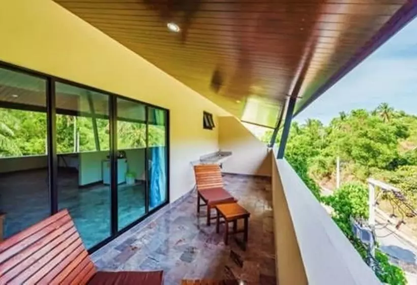 בית מלון כפרי The Windmill Phuket