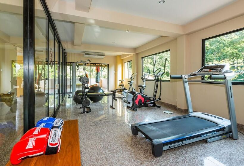 בית מלון כפרי The Windmill Phuket