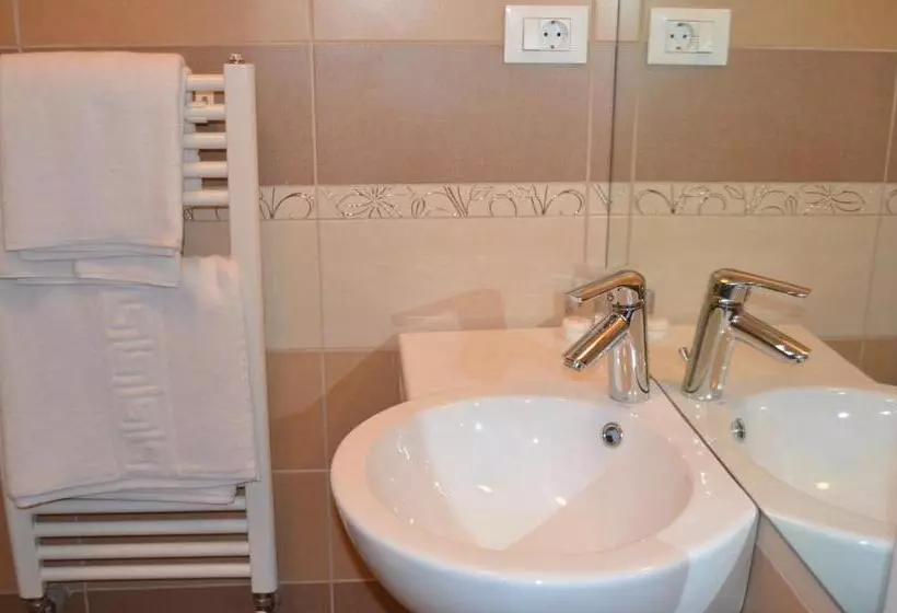 هتل Vila Cornelia