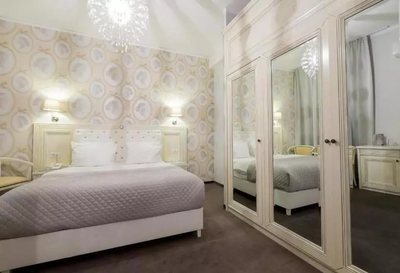 هتل Vila Cornelia