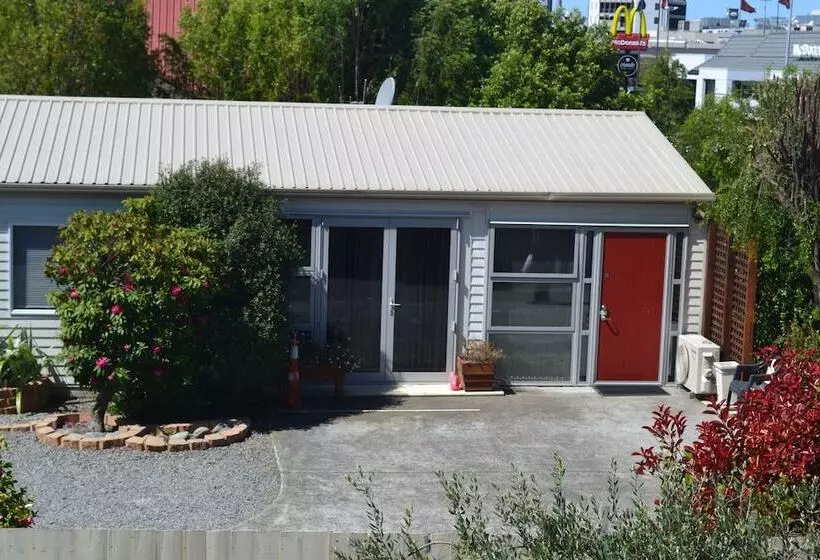 모텔 Mcwilliam Apartments