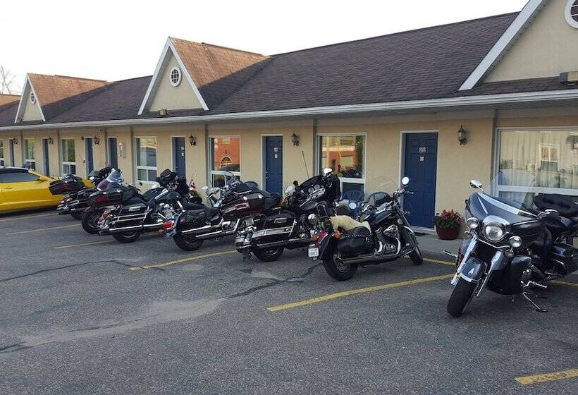 מוטל Rainbow Inn