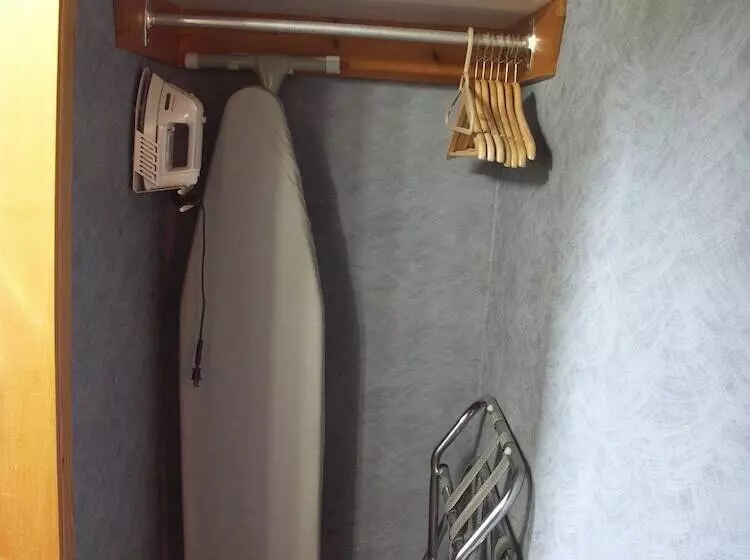 汽车旅馆  Rainbow Inn