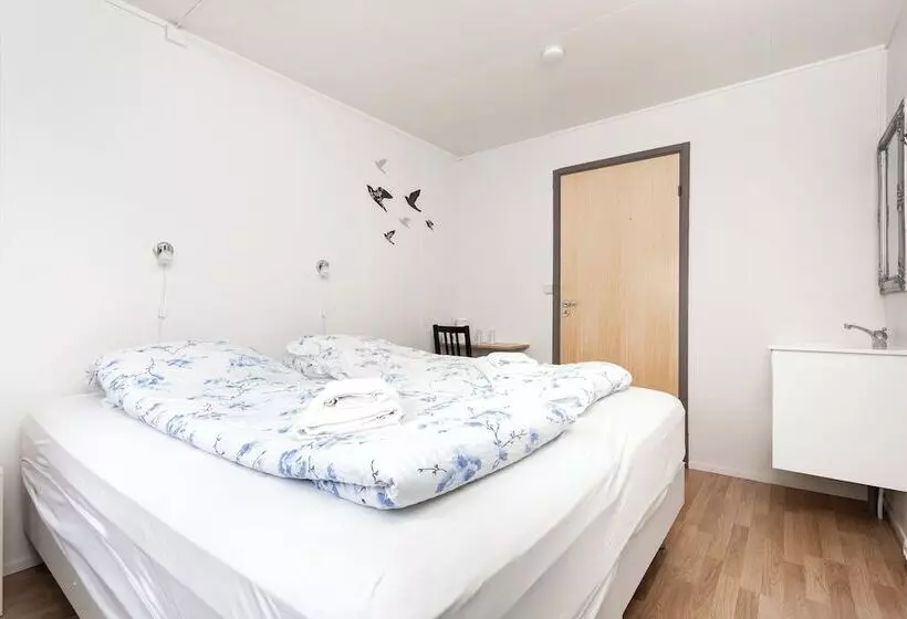 פנסיון Síreksstaðir