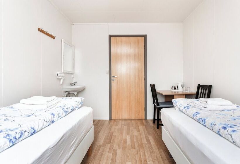 פנסיון Síreksstaðir