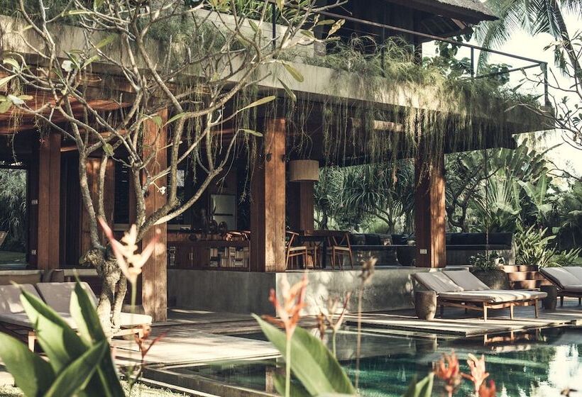 リゾートホテル Reddoor Bali