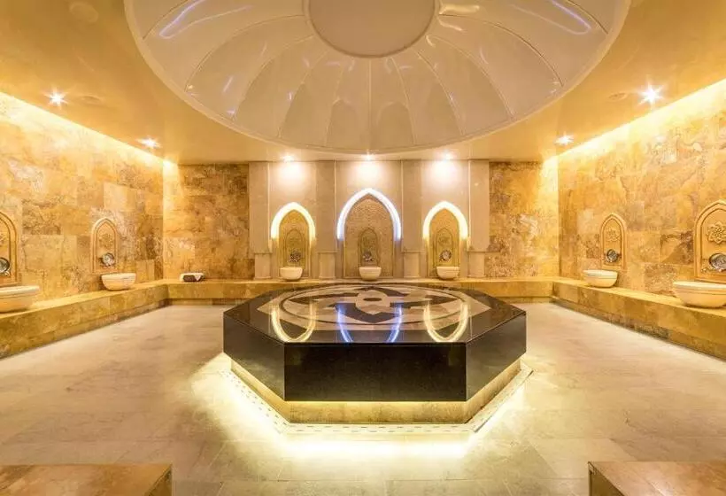 Sky Blue Hotel & Spa