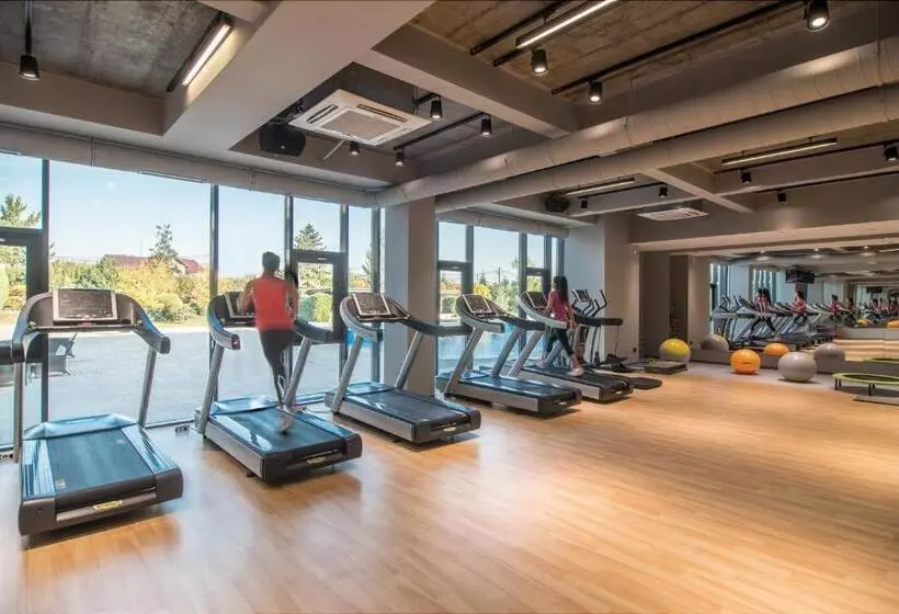 Sky Blue Hotel & Spa