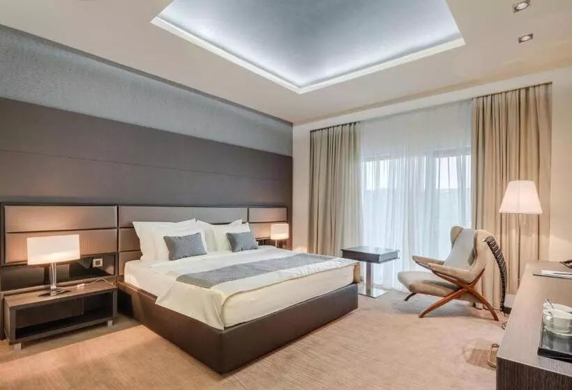 Sky Blue Hotel & Spa