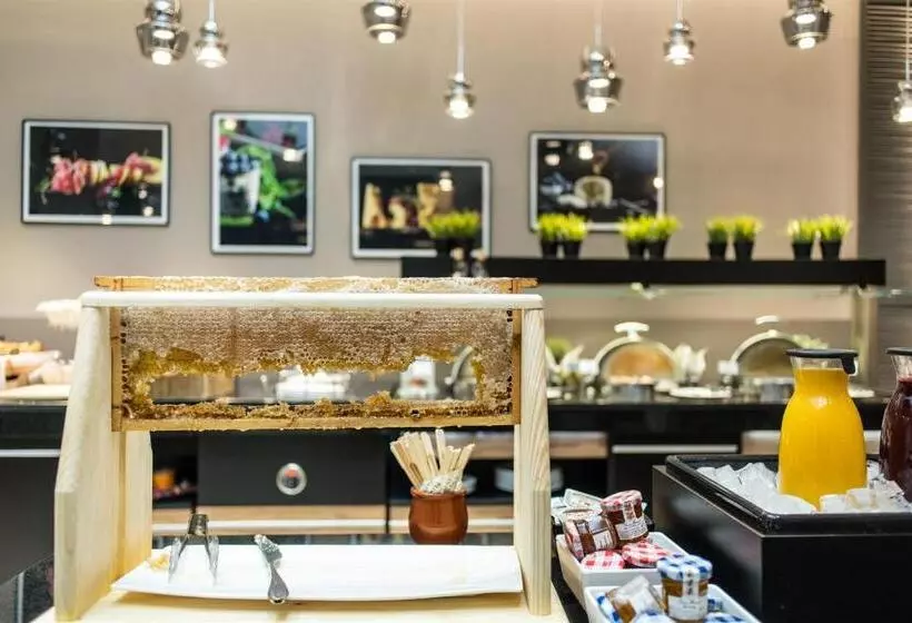 Sky Blue Hotel & Spa