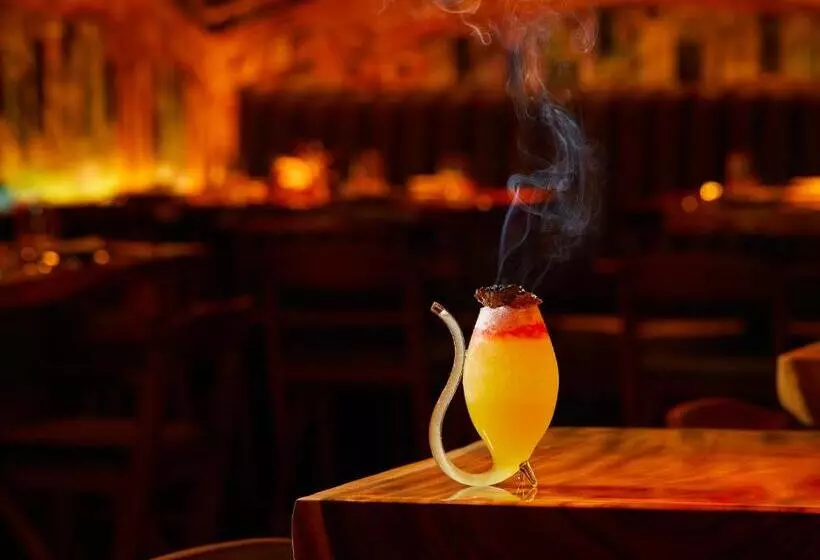 The Godfrey Hotel Boston