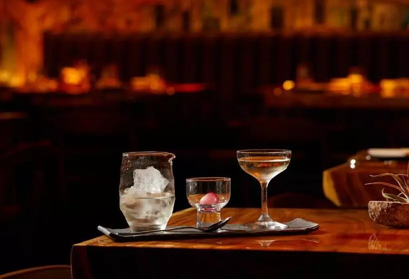 The Godfrey Hotel Boston