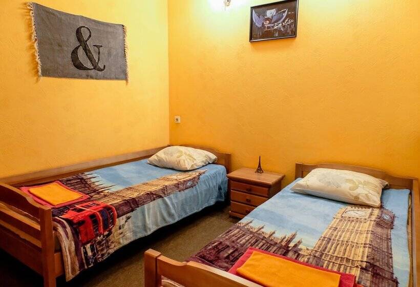 Hostel Nevsky 112