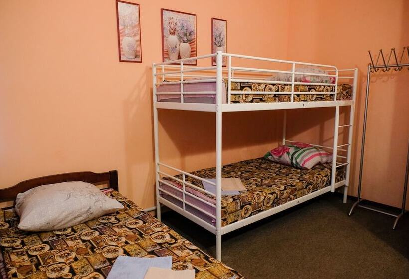 Hostel Nevsky 112