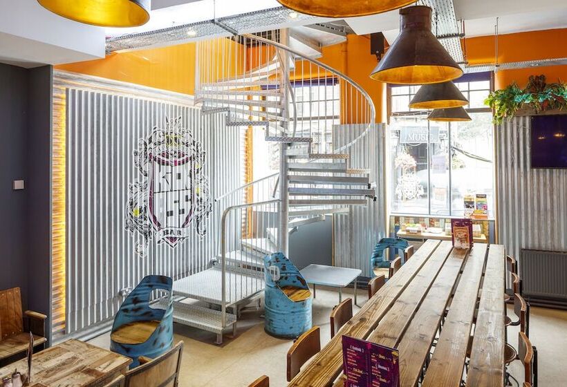 הוסטל Kick Ass Grassmarket