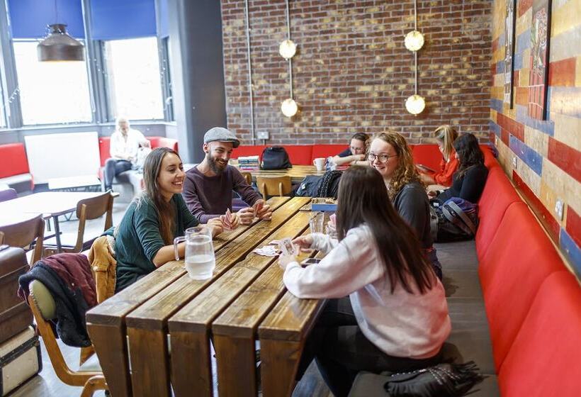 הוסטל Kick Ass Grassmarket