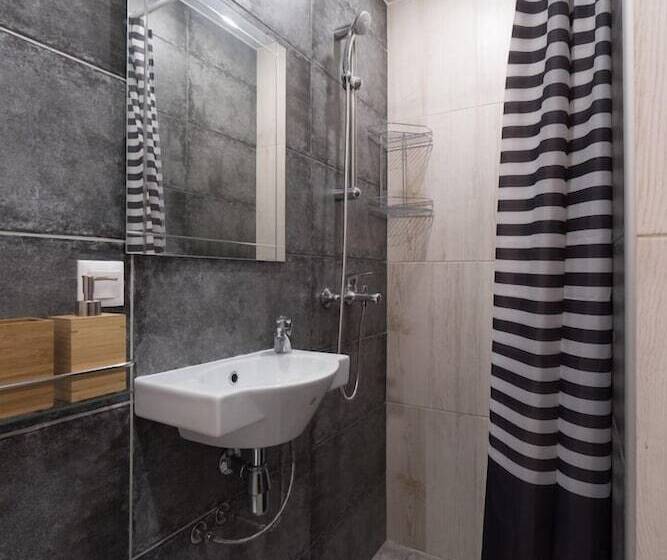 호텔 Liteyniy Dvor