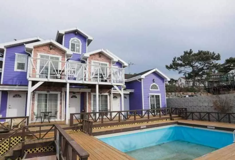 Seonjaedo Secret Spa Pension