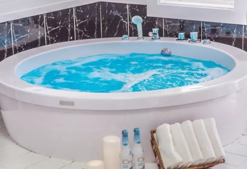 Seonjaedo Secret Spa Pension