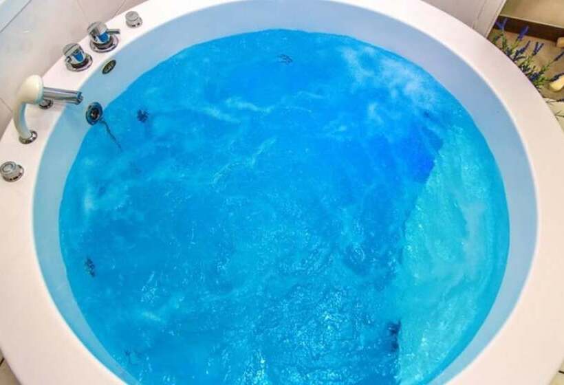 Seonjaedo Secret Spa Pension