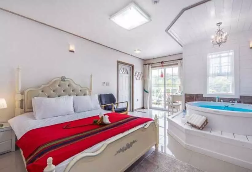 Seonjaedo Secret Spa Pension