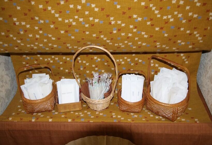 Bed and Breakfast Miyajima Hotel New Kotobuki