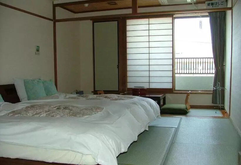 مبيت وإفطار Miyajima Hotel New Kotobuki