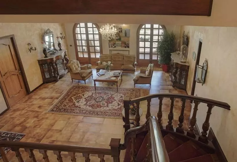 ベッドアンドブレックファースト Villa Diana