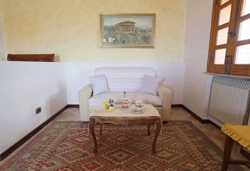 ベッドアンドブレックファースト Villa Diana