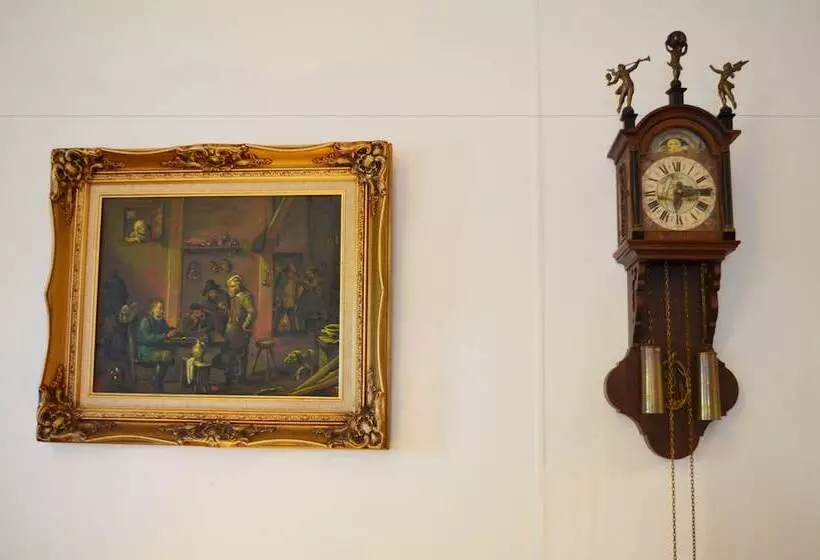 Braemar House B&b And Yha Hostel